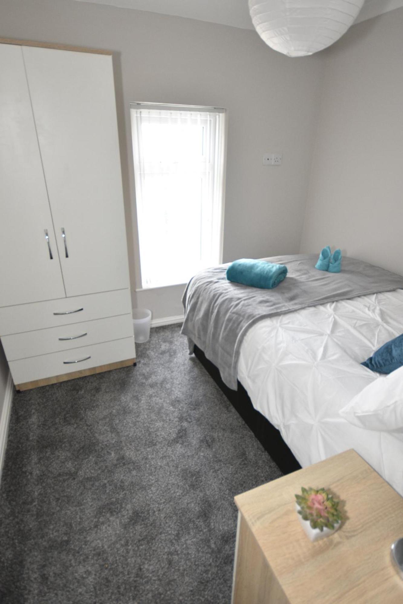 Townhouse @ Penkhull New Road Stoke Hotel Екстериор снимка