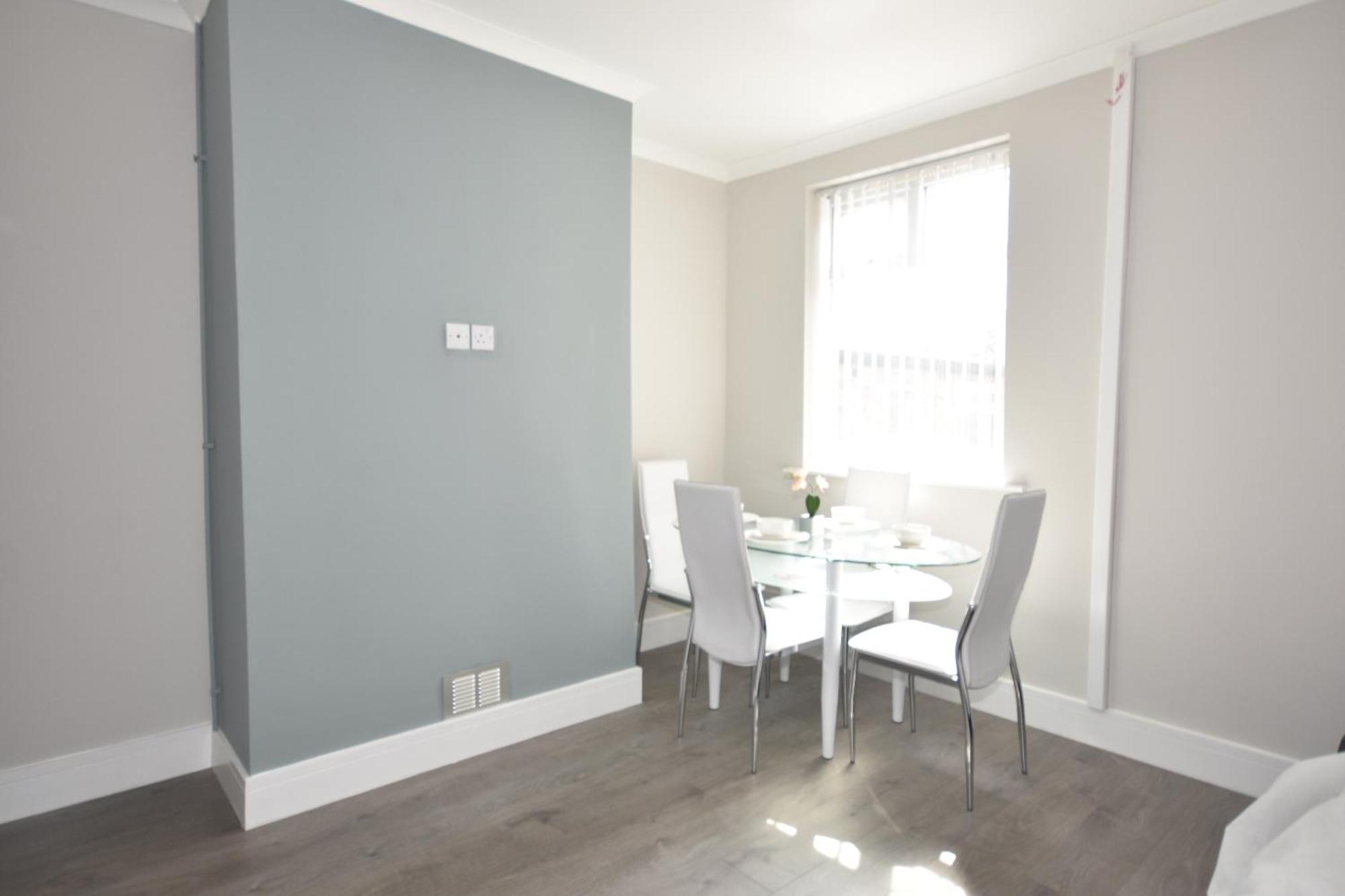Townhouse @ Penkhull New Road Stoke Hotel Екстериор снимка